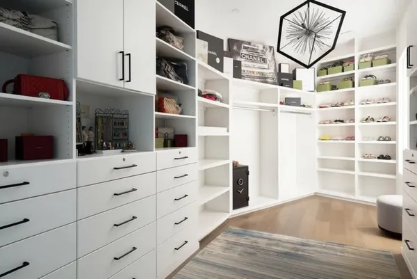 $2,995,000 | 6037 Verandero Court, Austin, TX 78738