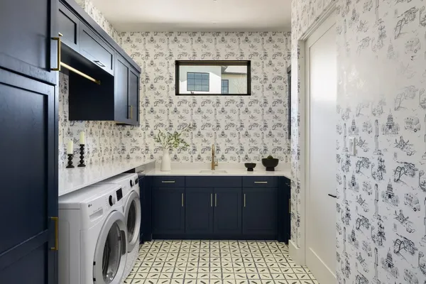 $2,995,000 | 6037 Verandero Court, Austin, TX 78738