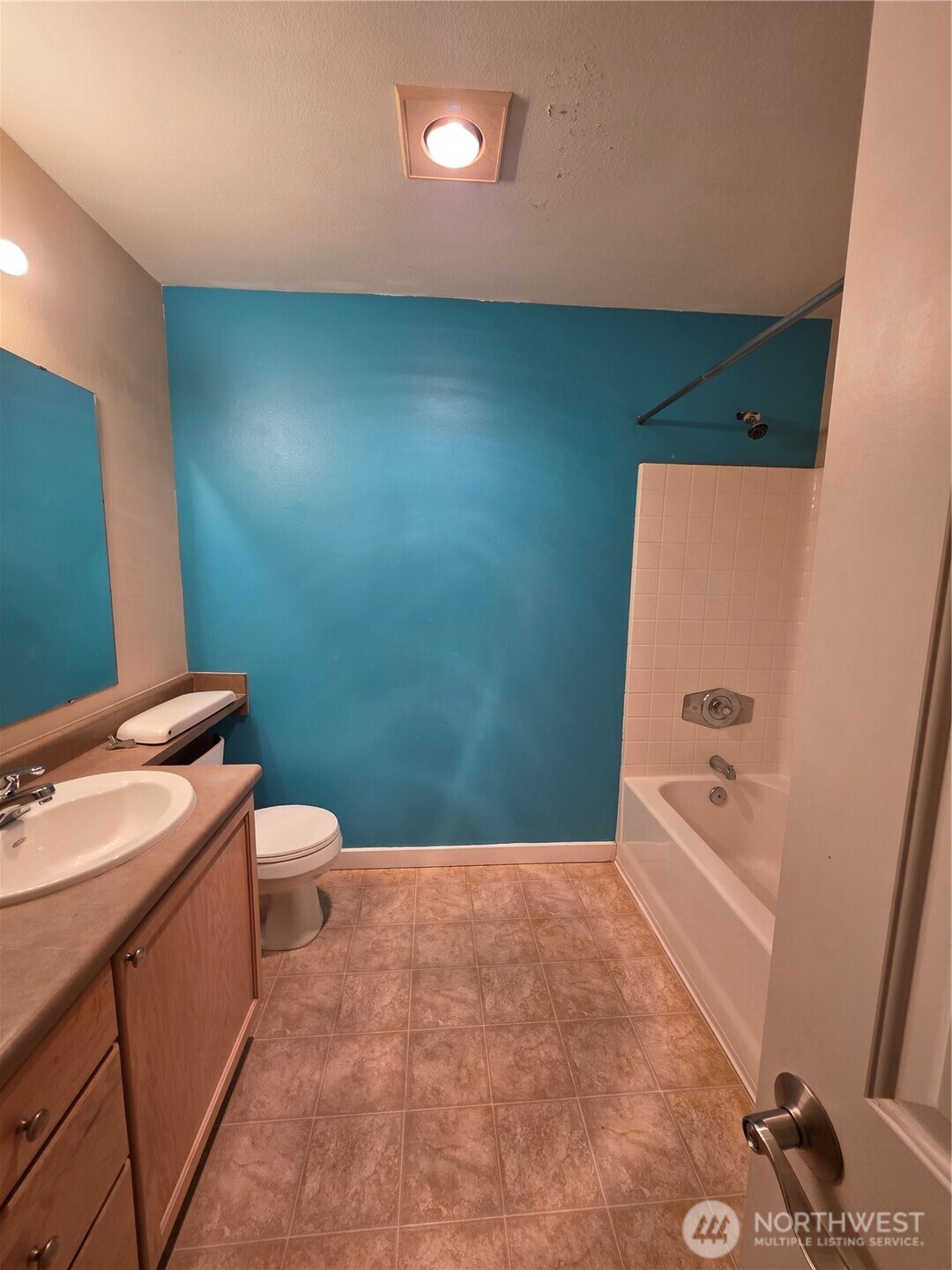 18930 Bothell Everett Highway, Unit H303 Bothell, WA 98012 - Photo 12 of 17