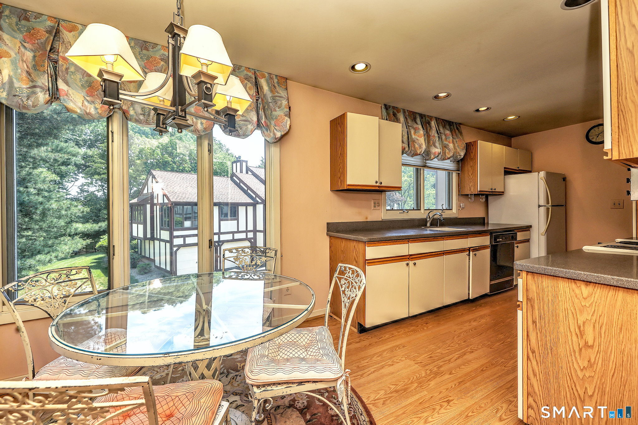 690 Forest Road, Unit 773 West Haven, CT 06516 - Photo 18 of 40