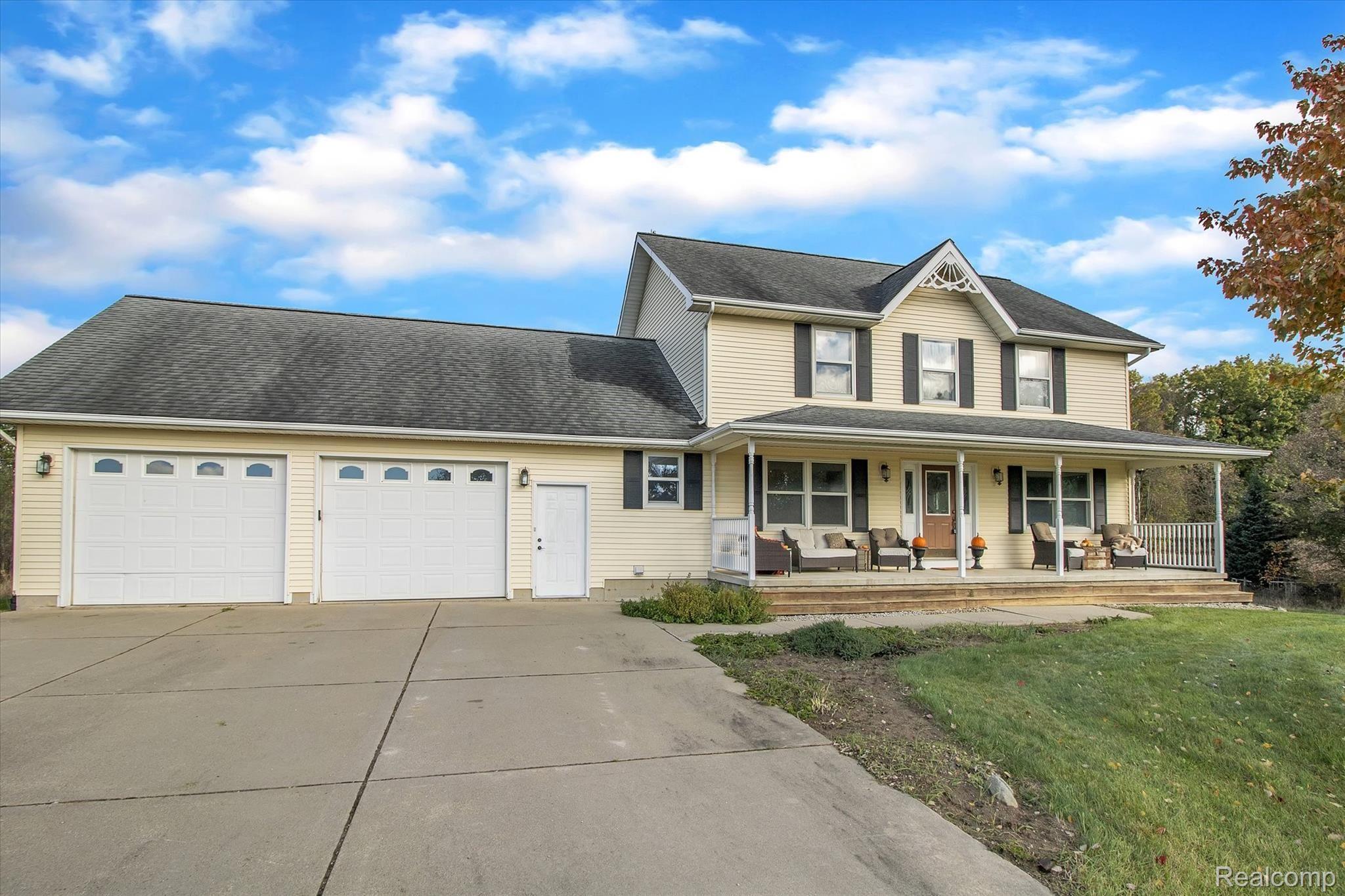 6350 Robb Road Fowlerville, MI 48836 - Photo 4 of 59 04-6350-Robb-Rd-WindowStill-Real-Estate-Photography-4.jpg