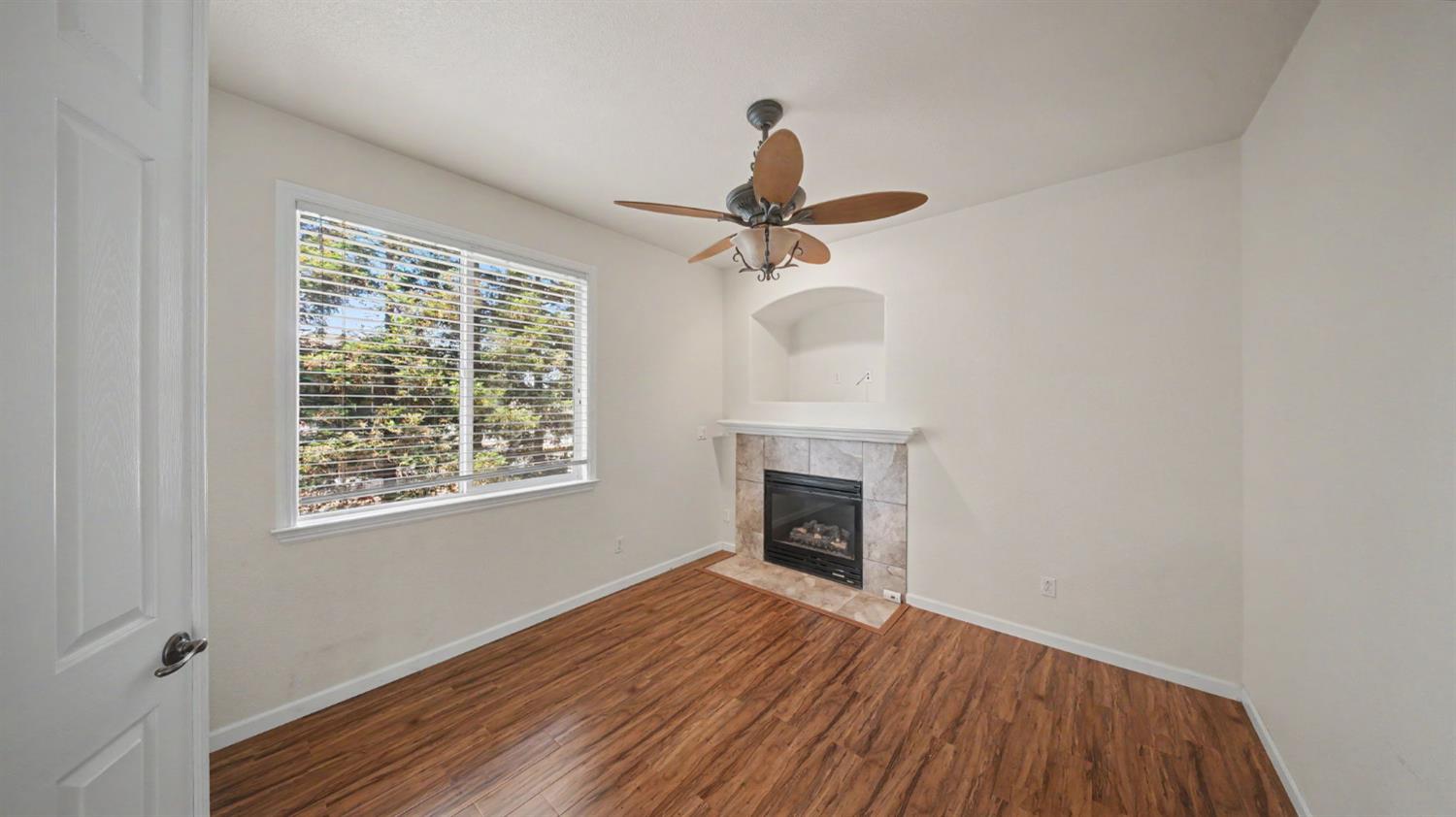 379 John Kamps Way Ripon, CA 95366 - Photo 33 of 43