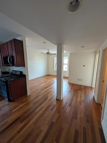 $1,600 | 4345 North Sawyer Avenue, Unit A3, Chicago, IL 60618