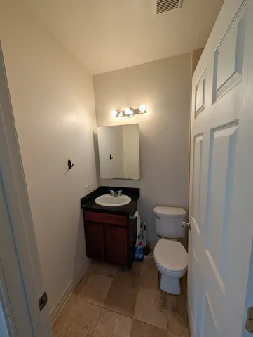 $1,600 | 4345 North Sawyer Avenue, Unit A3, Chicago, IL 60618