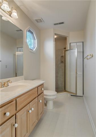 2033 Roderick Circle Franklin, TN 37064 - Photo 15 of 20 Large upstairs bath has shower, There is also a huge walk-in closet