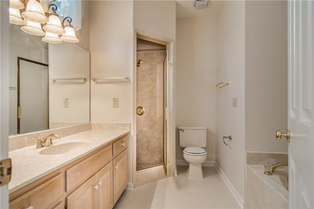 2033 Roderick Circle Franklin, TN 37064 - Photo 9 of 20 Master bath has large vanity area, separate shower and a large soaking tub