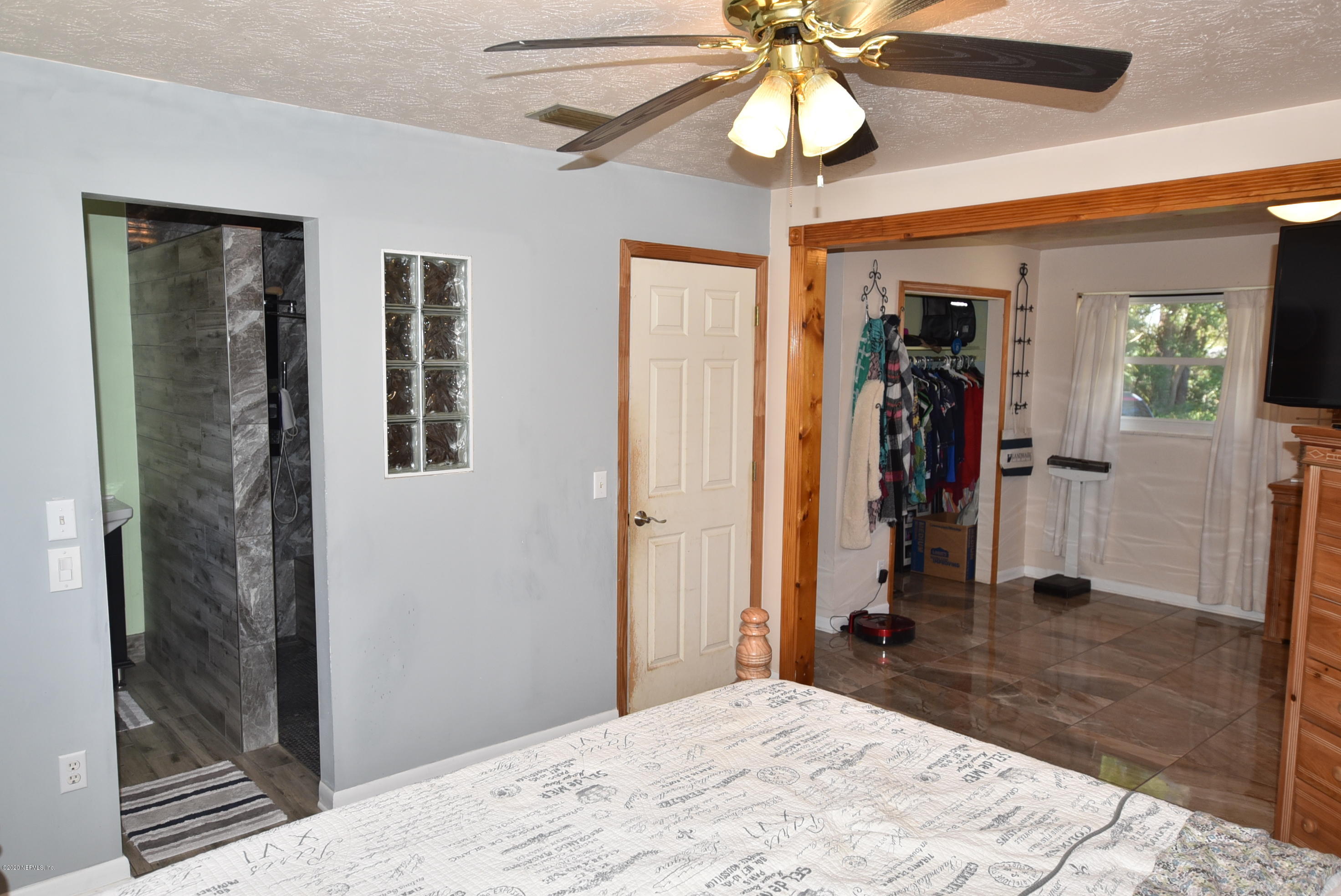 5732 Flagstaff Road Jacksonville, FL 32207 - Photo 13 of 18 Master bedroom