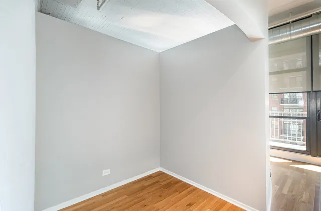 $299,000 | 1530 South State Street, Unit 614, Chicago, IL 60605