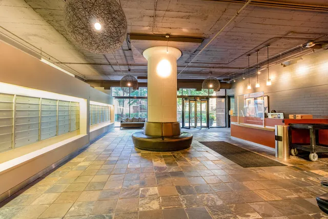 $299,000 | 1530 South State Street, Unit 614, Chicago, IL 60605