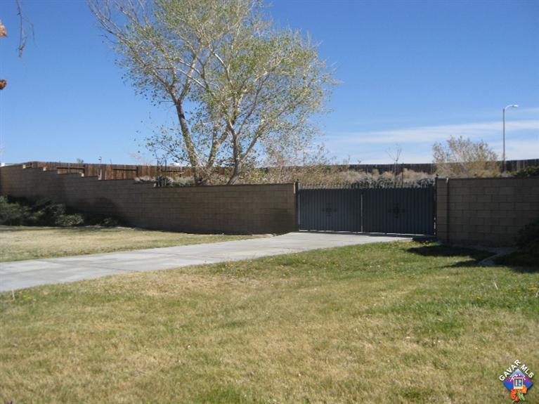 2838 Chuckwagon Road Palmdale, CA 93550 - Photo 17 of 24 Additional Photo