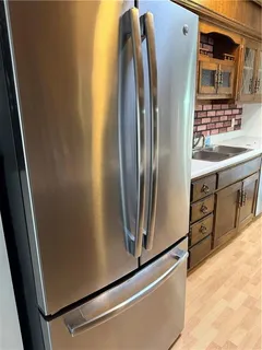 $215,000 | 2527 Queen Ridge Drive, Independence, MO 64055