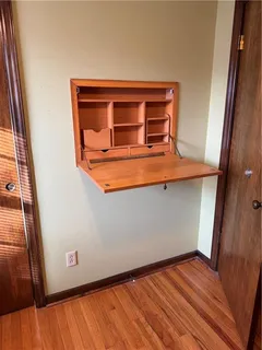 $215,000 | 2527 Queen Ridge Drive, Independence, MO 64055