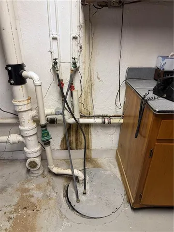 $215,000 | 2527 Queen Ridge Drive, Independence, MO 64055