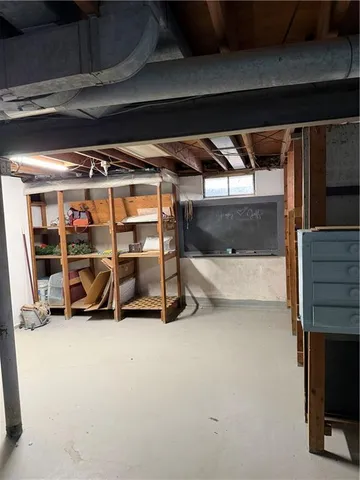 $215,000 | 2527 Queen Ridge Drive, Independence, MO 64055