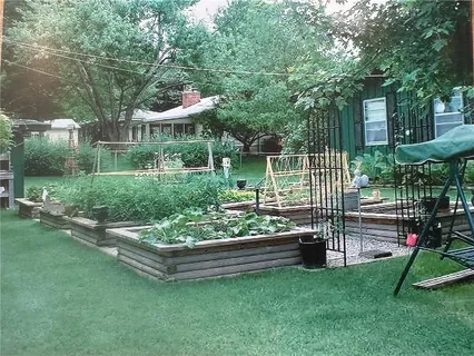 $215,000 | 2527 Queen Ridge Drive, Independence, MO 64055