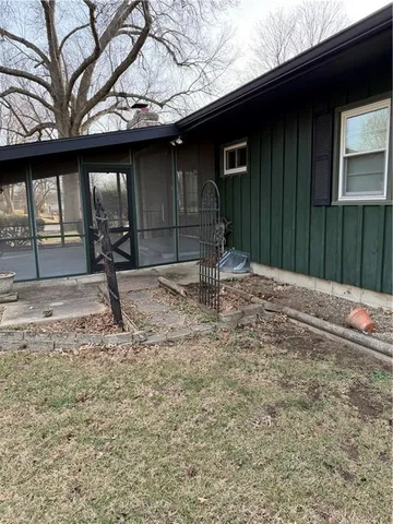 $215,000 | 2527 Queen Ridge Drive, Independence, MO 64055