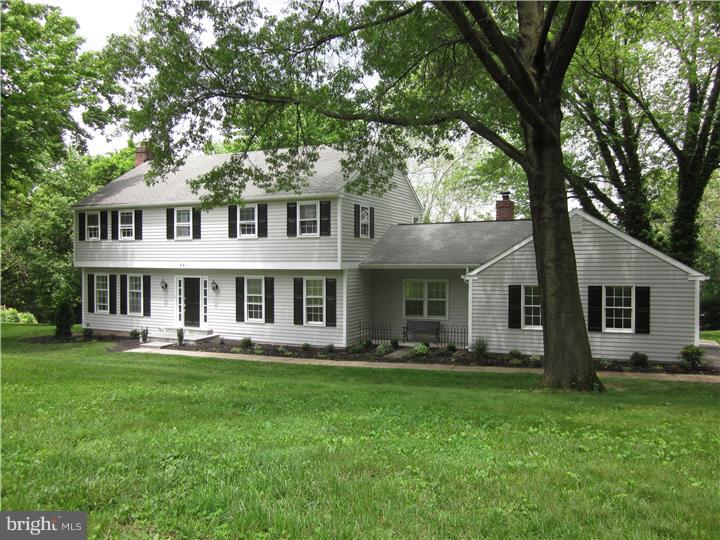 241 Country Gate Road Wayne, PA 19087 - Photo 1 of 25 Exterior Front