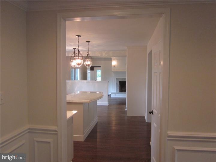 241 Country Gate Road Wayne, PA 19087 - Photo 6 of 25 Foyer