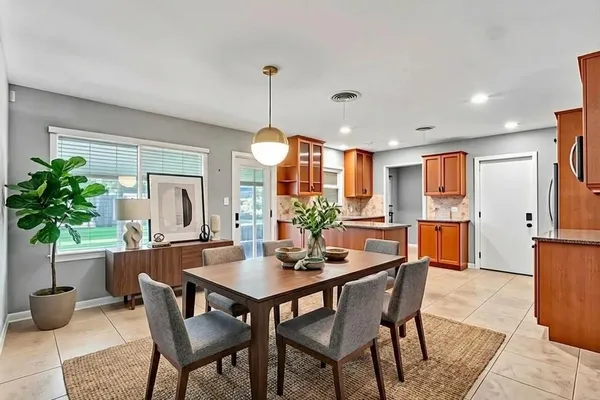 $566,000 | 1405 Briarcliff Boulevard, Austin, TX 78723