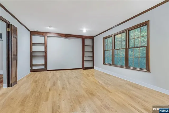 $1,499,900 | 240 Ottowa Lane, Franklin Lakes, NJ 07417