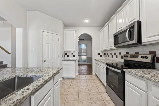 a view of an entryway with a window