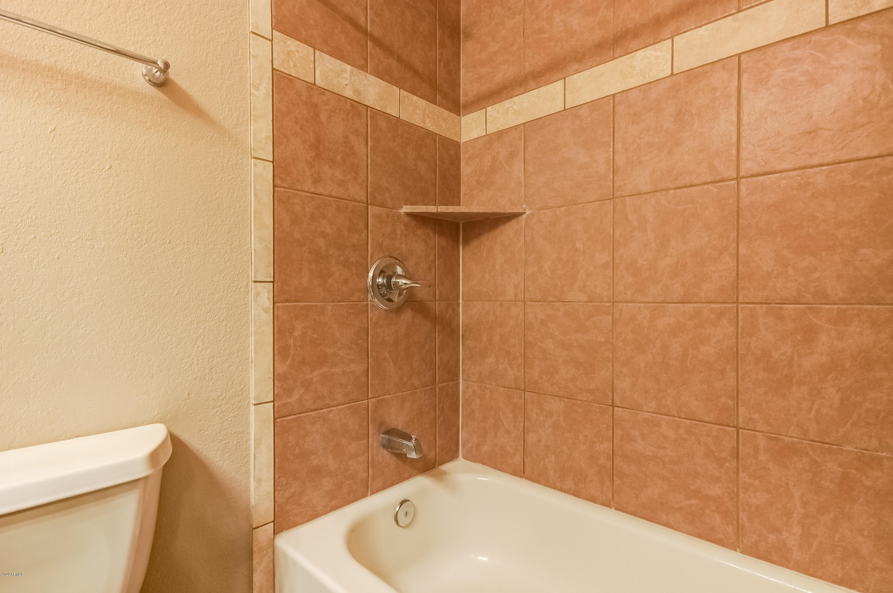 2326 West Vineyard Road Tempe, AZ 85282 - Photo 20 of 32 2326 W Vineyard Rd-21