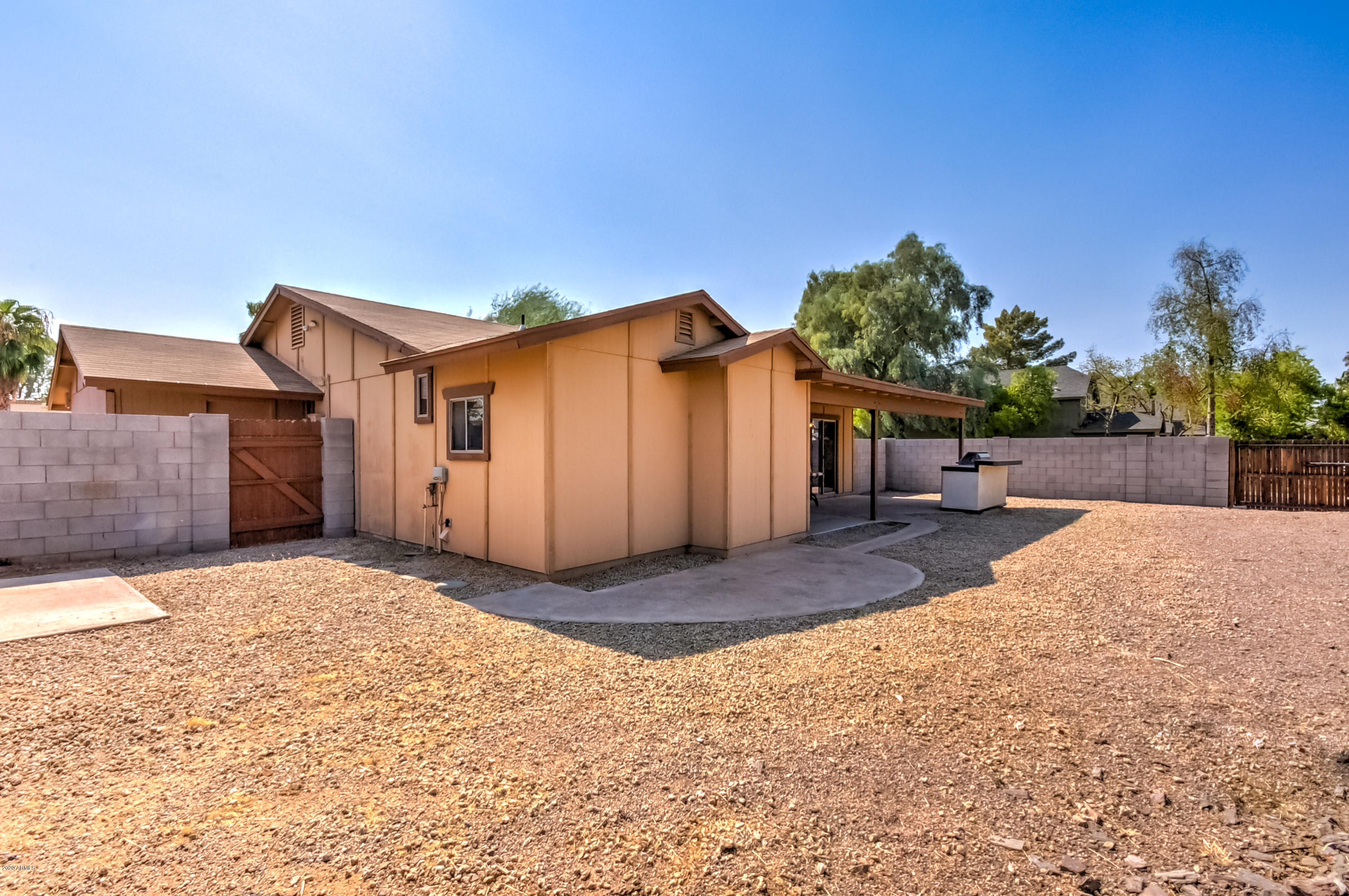 2326 West Vineyard Road Tempe, AZ 85282 - Photo 29 of 32 2326 W Vineyard Rd-32