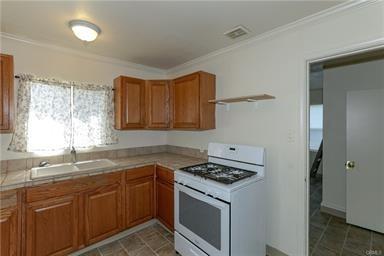 1946 V Street Merced, CA 95340 - Photo 9 of 22 Gallery Image 9