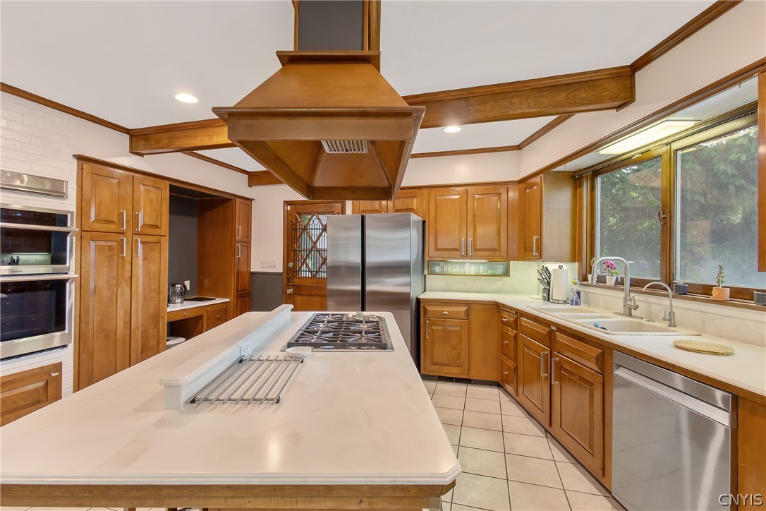 112 Winthrop Road Syracuse, NY 13206 - Photo 21 of 42 A Chef’s Dream: Expansive Prep Island and High-End