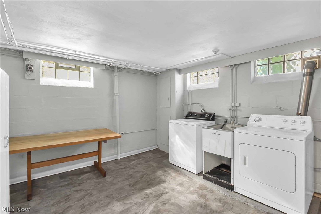 4478 Laurel Road Cleveland, OH 44121 - Photo 29 of 35