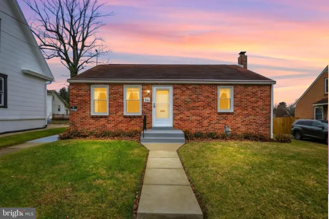 $220,000 | 56 North East Street, York, PA 17403