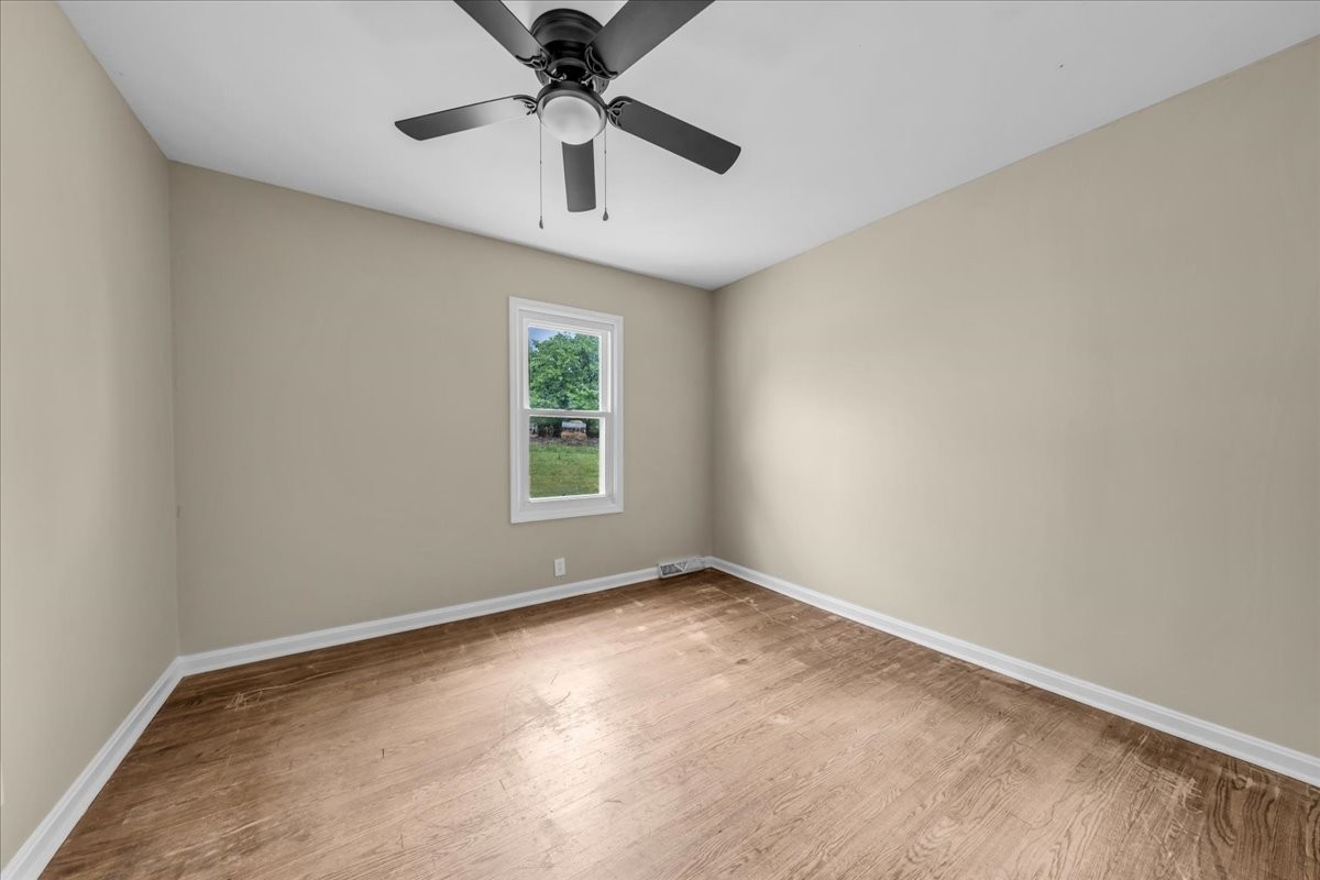 30 J D Ring Road Hillsboro, TN 37342 - Photo 12 of 39