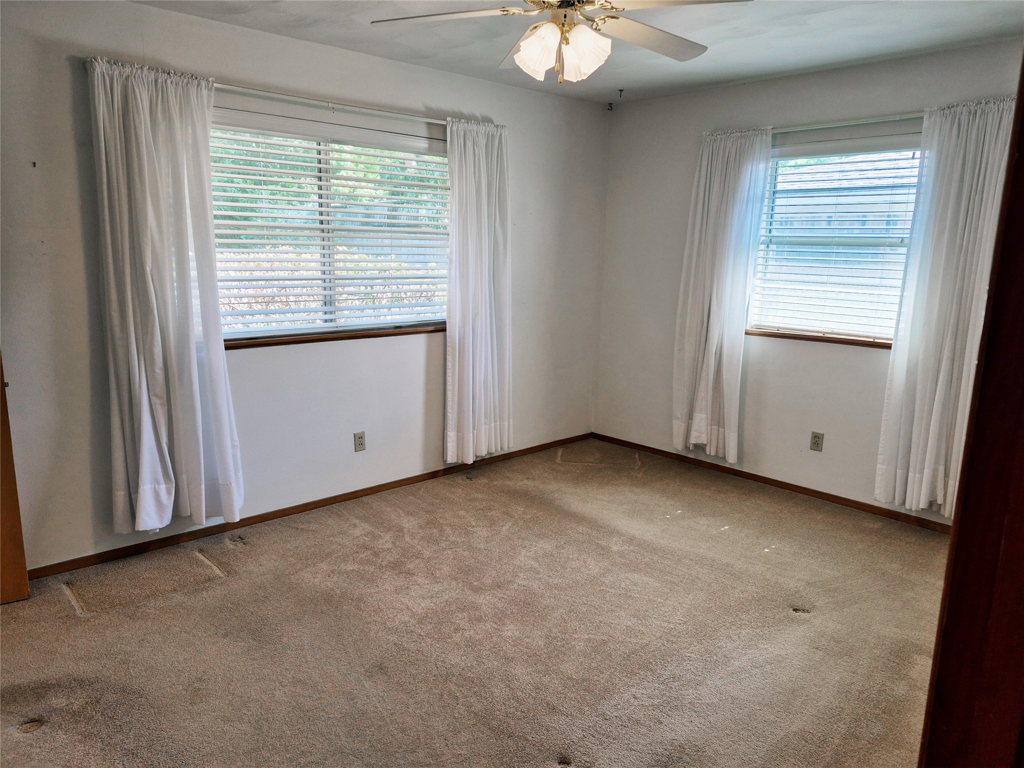 613 Southside Drive Angleton, TX 77515 - Photo 17 of 41