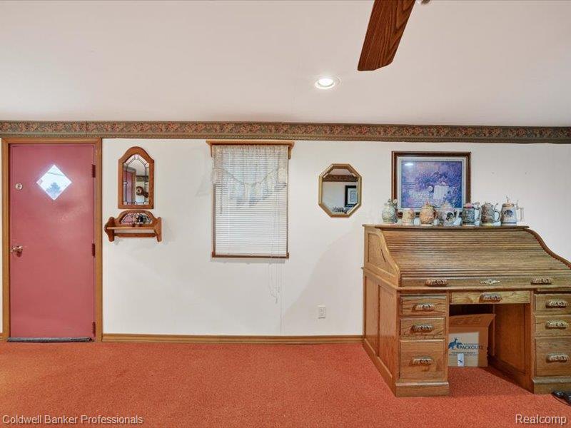 44103 Tyler Road Belleville, MI 48111 - Photo 10 of 49
