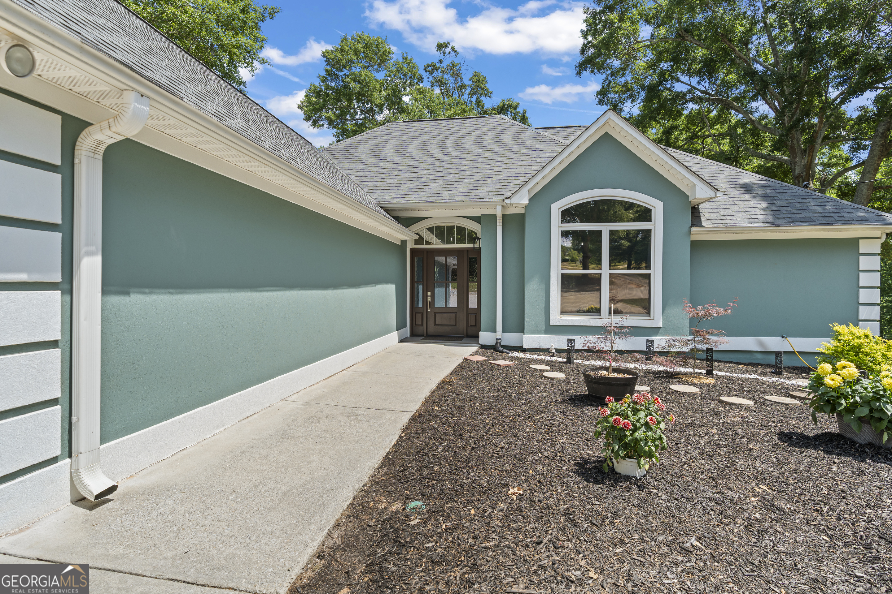 546 Old Beacon Light Road Hartwell, GA 30643 - Photo 3 of 59