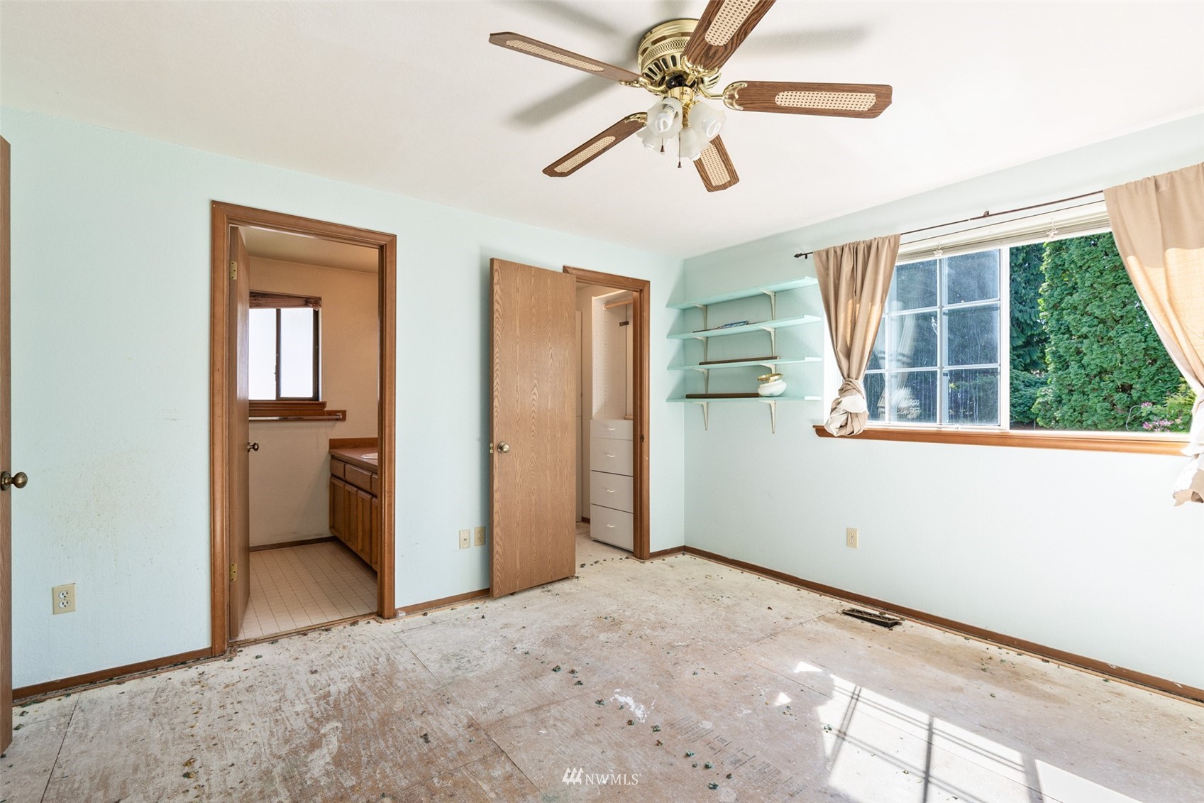 2420 169th Place Southeast Bothell, WA 98012 - Photo 9 of 18 Gallery Image 9