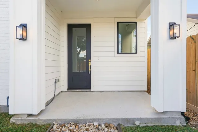 $2,950 | 3828 Wilmer Street, Houston, TX 77003