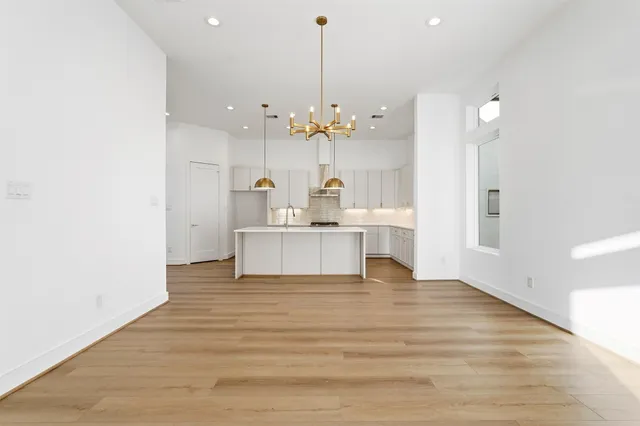 $2,900 | 3828 Wilmer Street, Houston, TX 77003