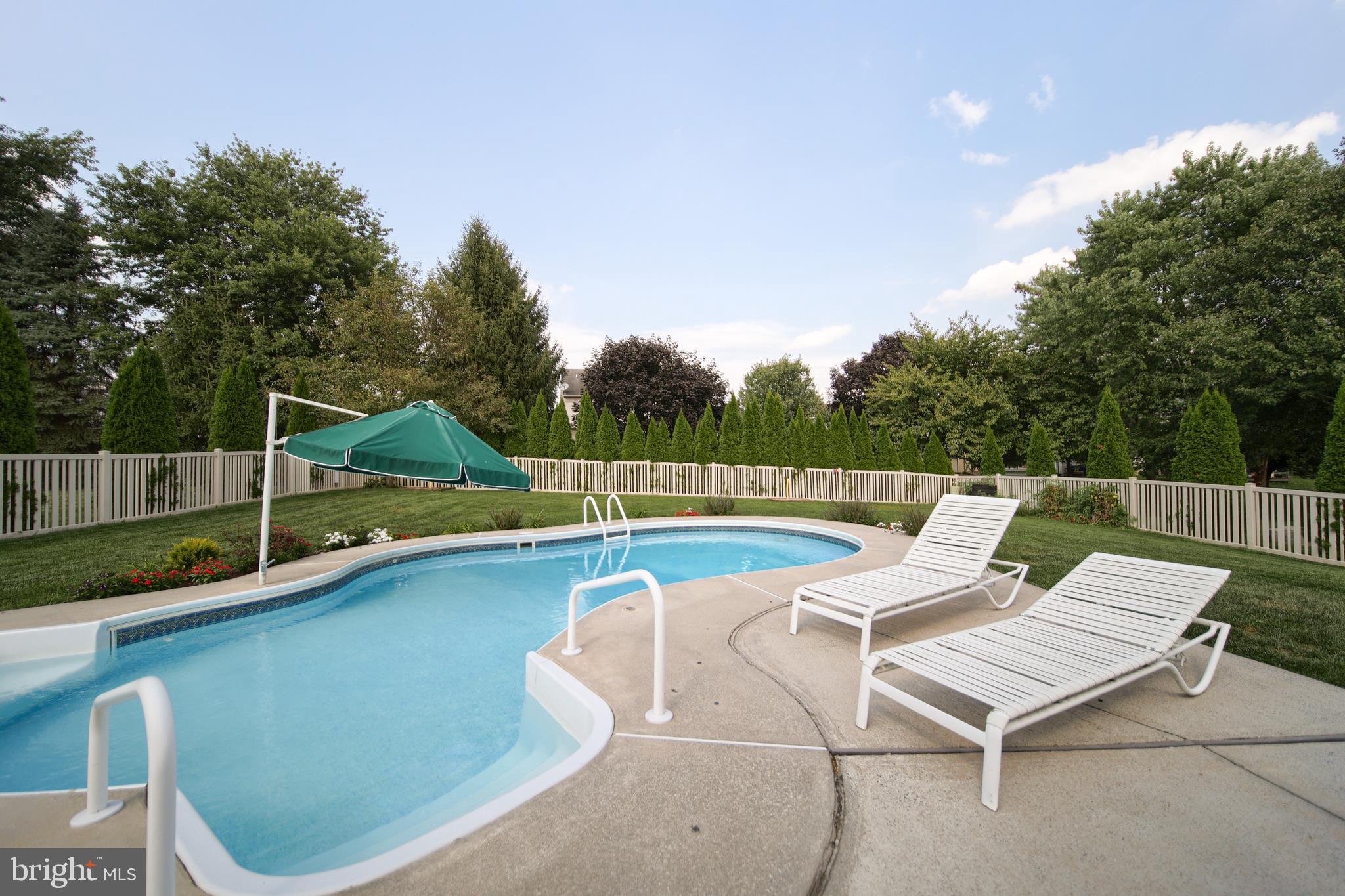 9 Penny Lane Lititz, PA 17543 - Photo 8 of 35 Gallery Image 8