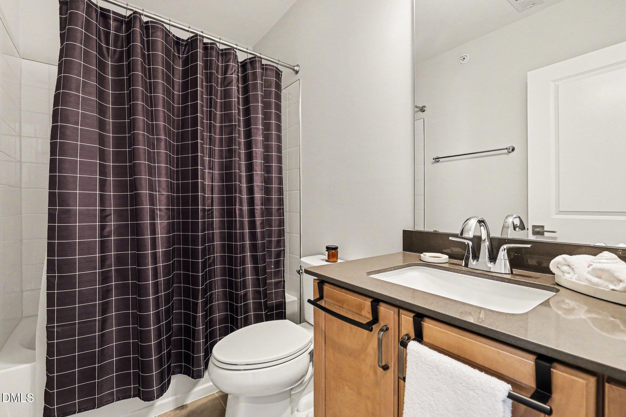 11549 Helmond Way, Unit 115 Raleigh, NC 27617 - Photo 20 of 25 017_file_4435