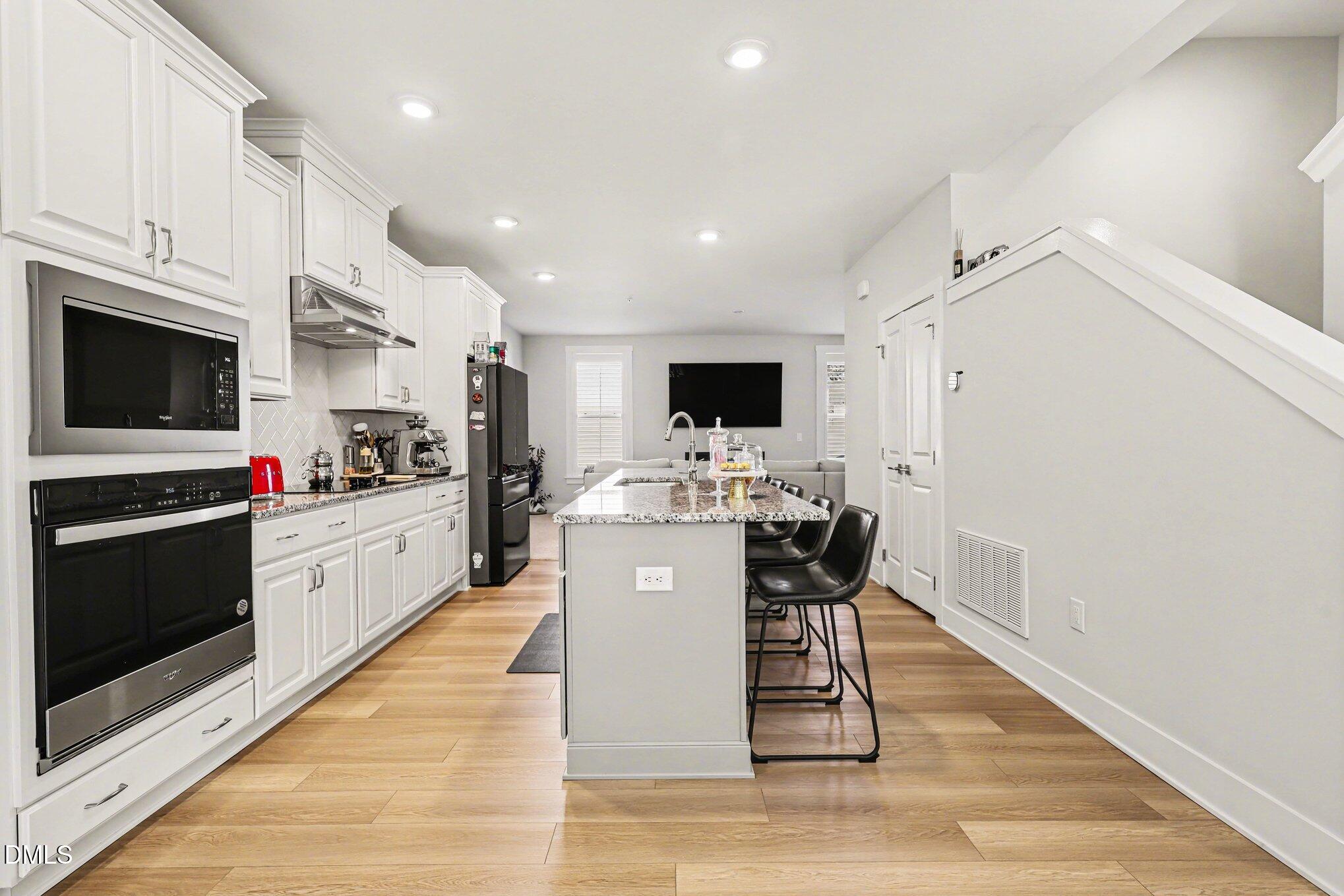 11549 Helmond Way, Unit 115 Raleigh, NC 27617 - Photo 7 of 25 006_file_9993