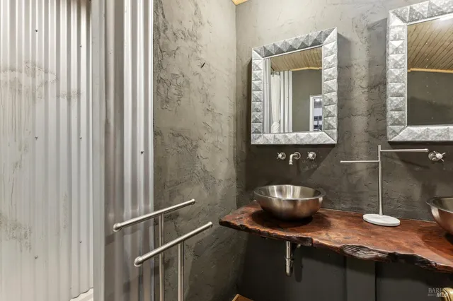 $650,000 | 14619 Eagle Nest Lane, Guerneville, CA 95446