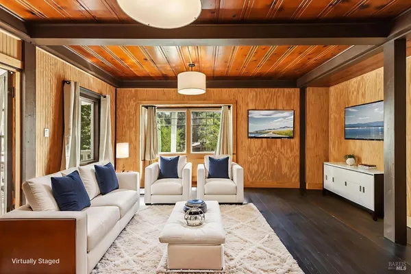 $575,000 | 14619 Eagle Nest Lane, Guerneville, CA 95446