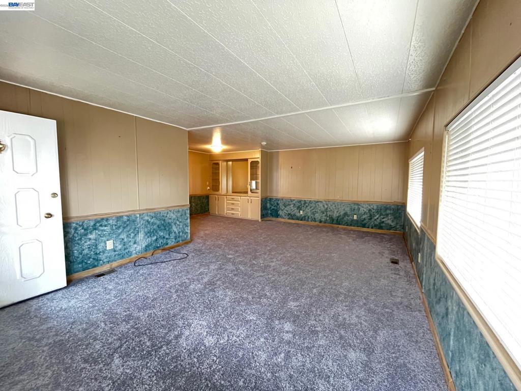 4141 Deep Creek Road Fremont, CA 94555 - Photo 10 of 22 Gallery Image 10