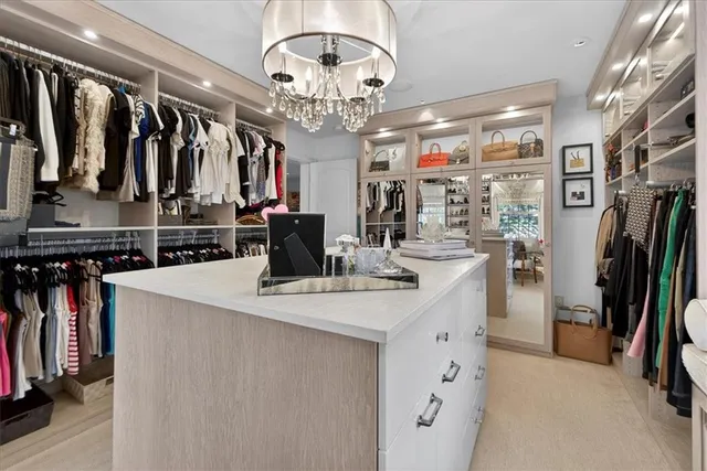 $1,995,000 | 221 West 53rd Terrace, Kansas City, MO 64112