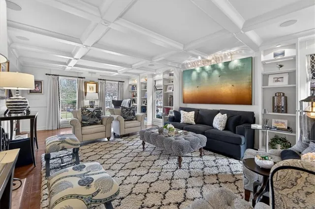 $1,995,000 | 221 West 53rd Terrace, Kansas City, MO 64112