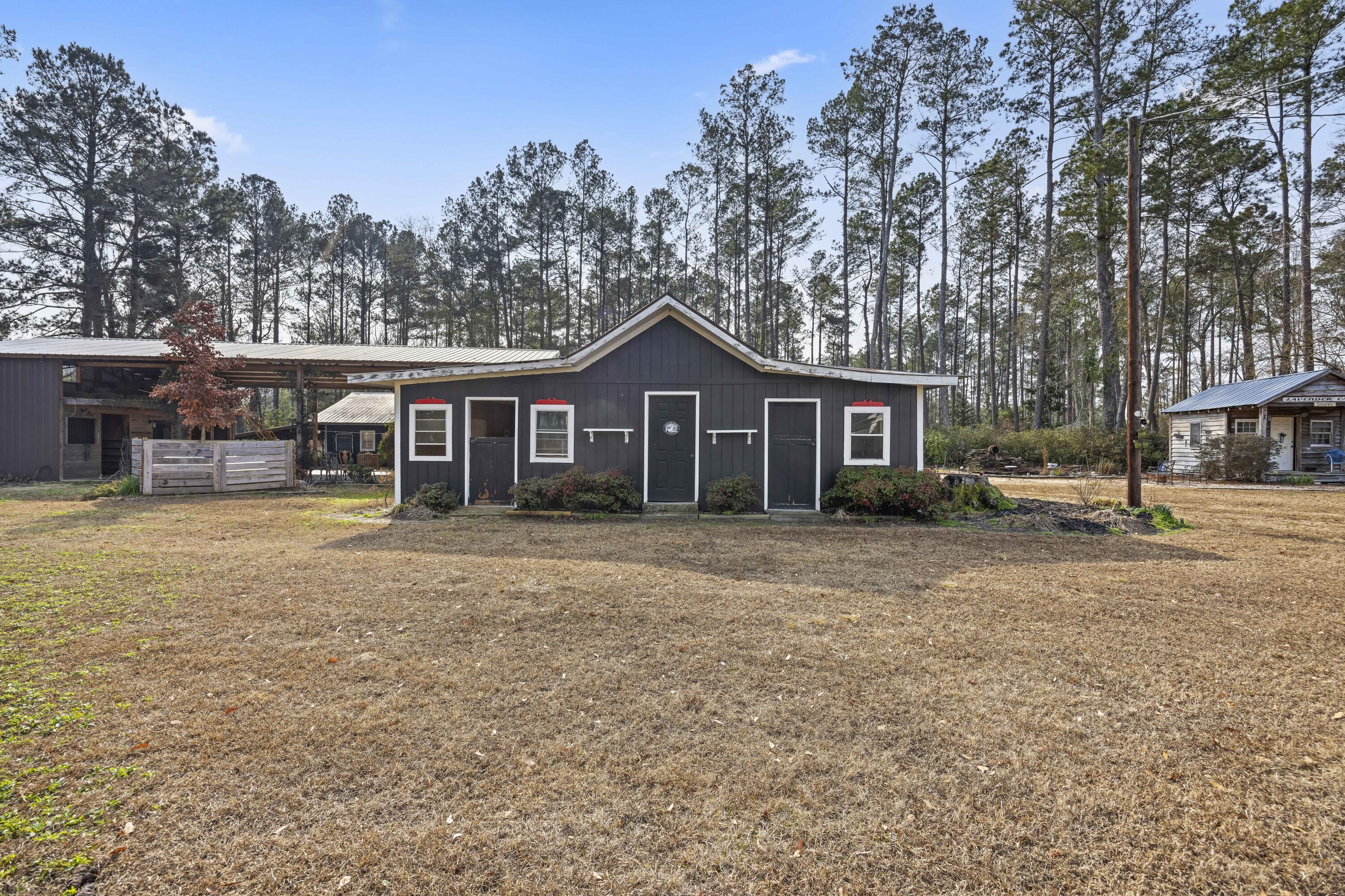 6293 Ehrhardt Road Ehrhardt, SC 29081 - Photo 43 of 58 Barn