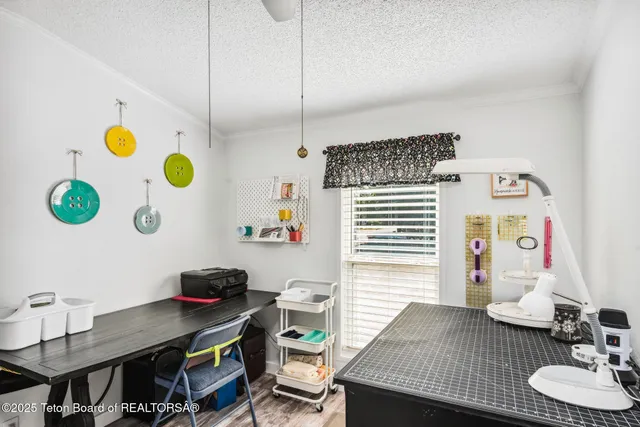 $284,000 | 958 Bonneville Street, Pinedale, WY 82941