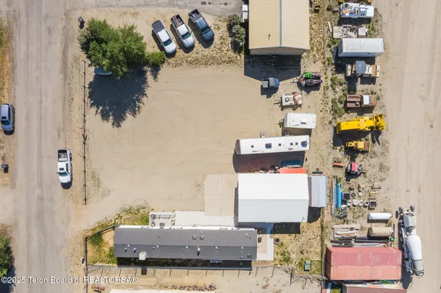 $284,000 | 958 Bonneville Street, Pinedale, WY 82941