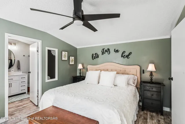 $284,000 | 958 Bonneville Street, Pinedale, WY 82941